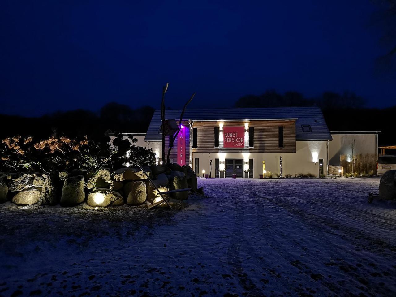 Kunst Pension Frahm Basthorst  Exterior foto